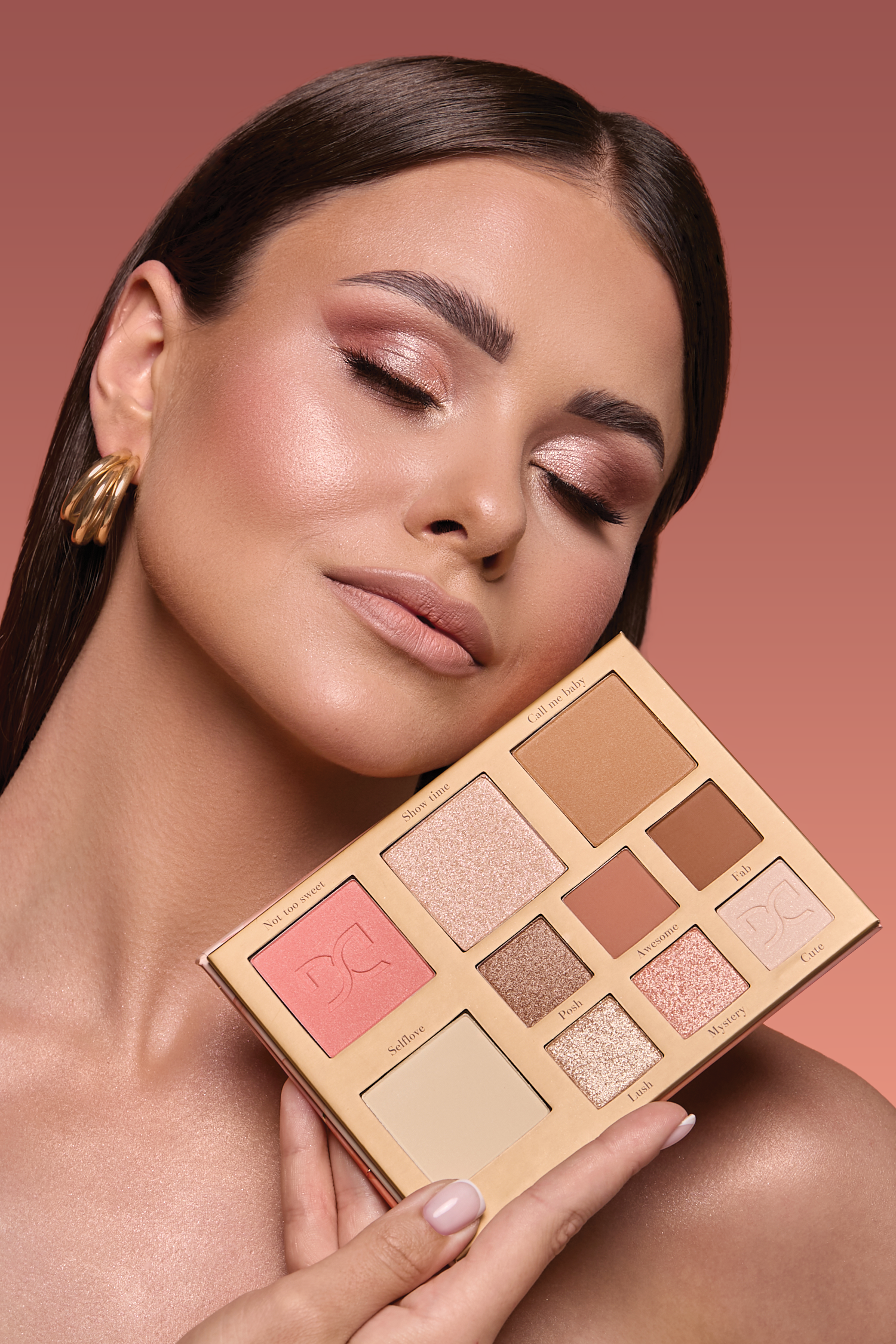 Палетка для лица Dessi Cosmetics Hello Gorgeous x Marzena Tarasiewicz — фото 3