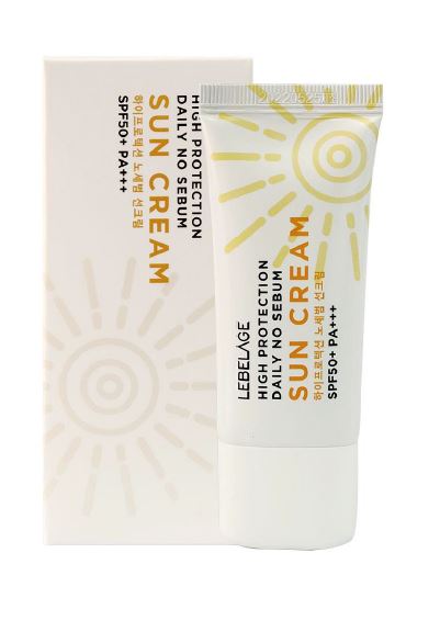 Matujący Krem Przeciwsłoneczny z Filtrem SPF50+ PA+++